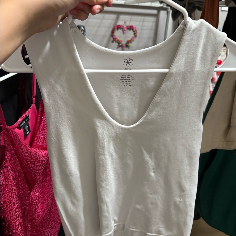 Aura White Sleeveless Tank Top